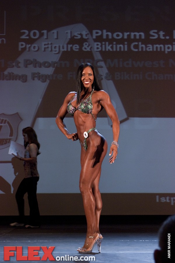 Teresa Anthony - Womens Figure - 2011 St. Louis Pro