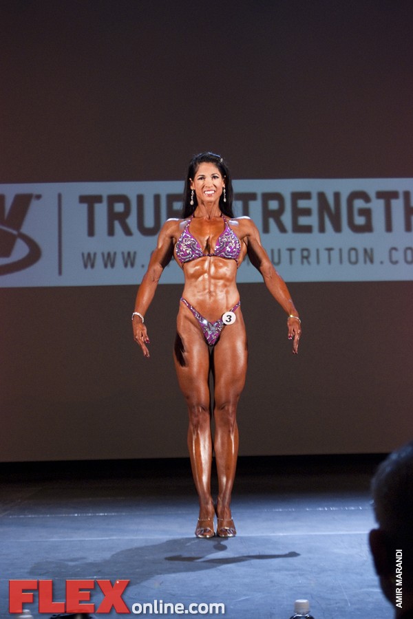 Trivisay Briceno - Womens Figure - 2011 St. Louis Pro