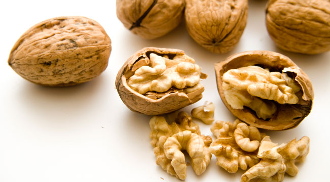 5 Things You Should Know About Walnuts