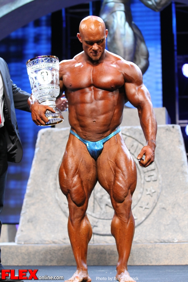 Most Muscular Award- Ben Pakulski - 2013 Arnold Classic