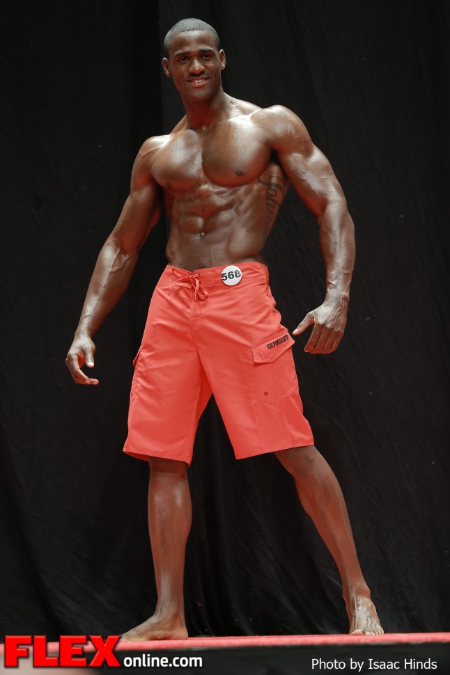 Ty Johnson | Muscle & Fitness