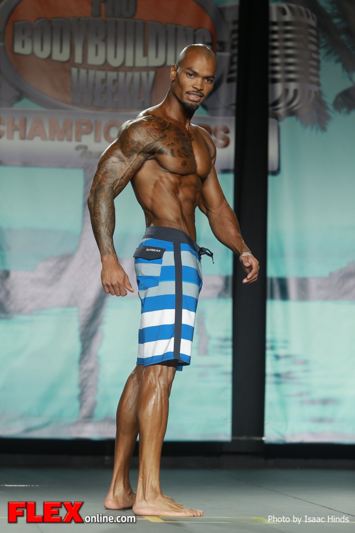 Tory Woodward - 2013 Tampa Pro - Physique