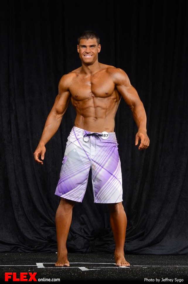 Anthony Longarzo - Men's Physique D - 2013 North Americans