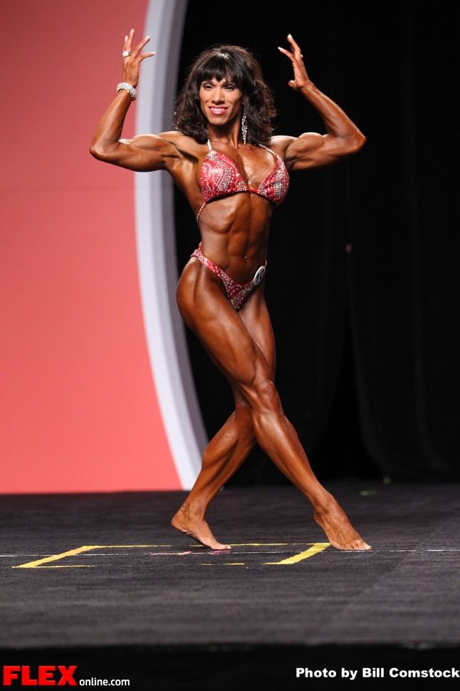 Venus Nguyen - Women's Physique Olympia - 2013 Mr. Olympia
