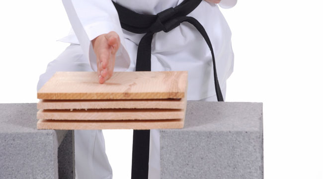 How to Snap Wood With Your Hand