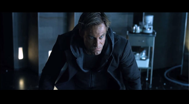 Aaron Eckhart Stars in I, Frankenstein Muscle &amp; Fitness