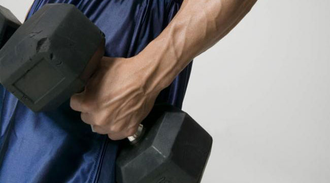 Attack Major Muscle Groups With a Reverse Grip 