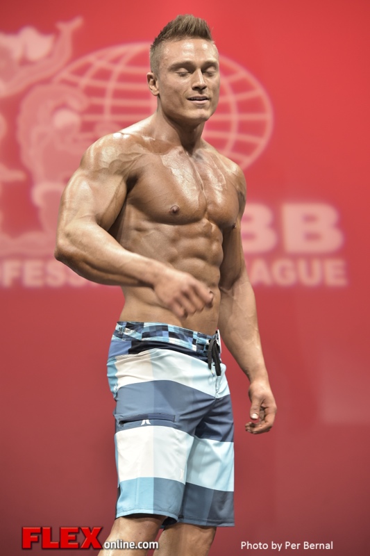 Douglas Peaney - Mens Physique - 2014 New York Pro Championships
