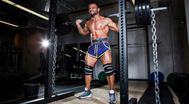 barbell squat with chains