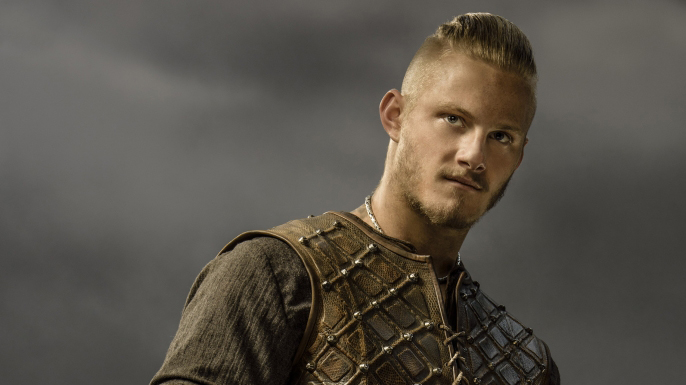 How tall is Vikings' Alexander Ludwig and who did he play in Hunger Games?