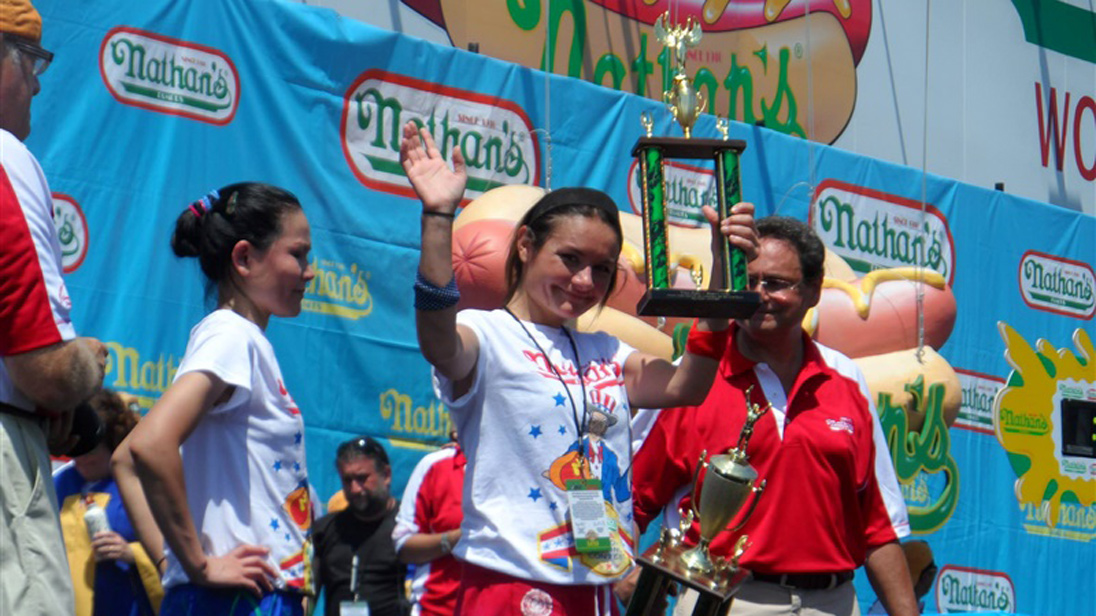 Women's Competitive Eater Talks Training For Nathan's Hot ...