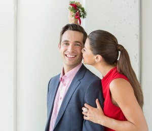 When Kissing Under Mistletoe Is Okay—and When You'll Just Make a Fool of Yourself