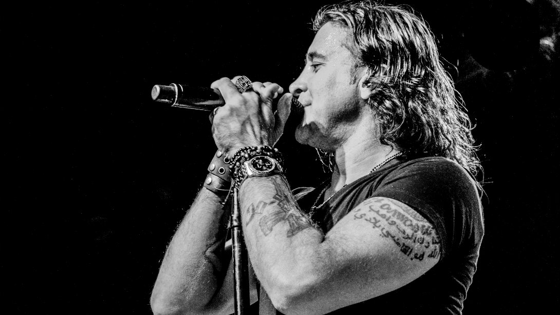 Creed’s Frontman, Scott Stapp Takes Fitness Higher 