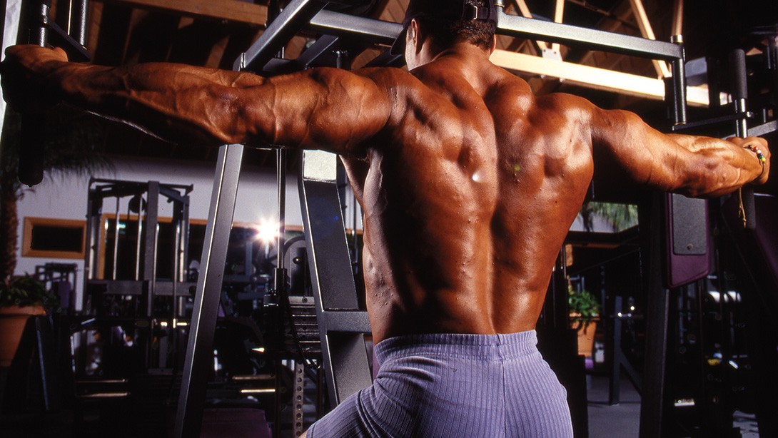 8 Worst Things You Can Do to Build a Bigger Back