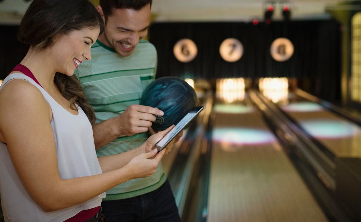 Bowling Tips: How to Strike Out on a First Date (In a Good Way)
