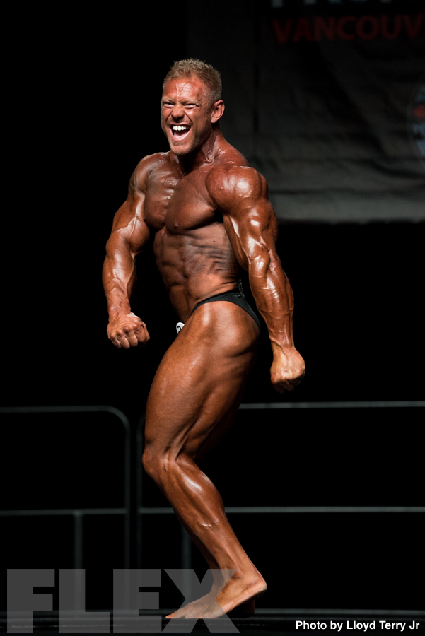 2016 IFBB Vancouver Pro: 212 Bodybuilding - David Paterik | Muscle ...