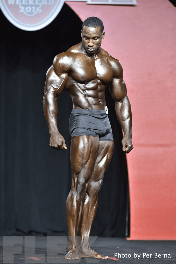 Robert Timms - Classic Physique - 2016 Olympia