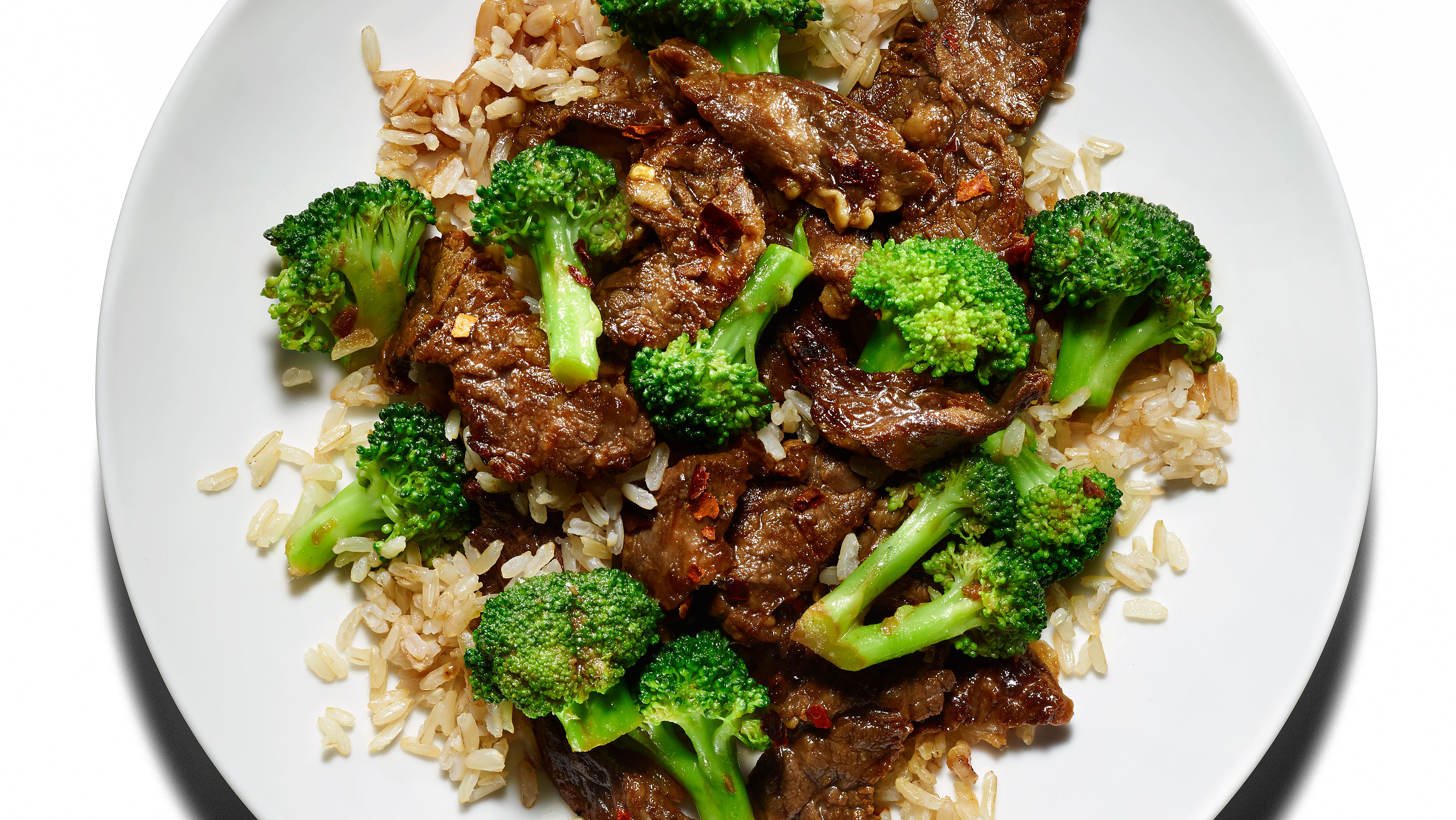 говядина отварная с брокколи. вкусный брокколи. брокколи. говядина отварная с брокколи. говядина с овощами.