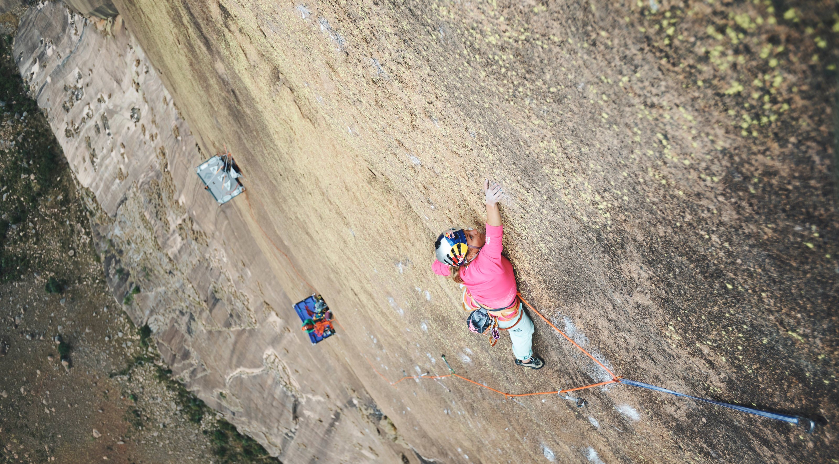 Photos: Heart-stopping Photos From Sasha DiGiulian's Ascent of Mora ...