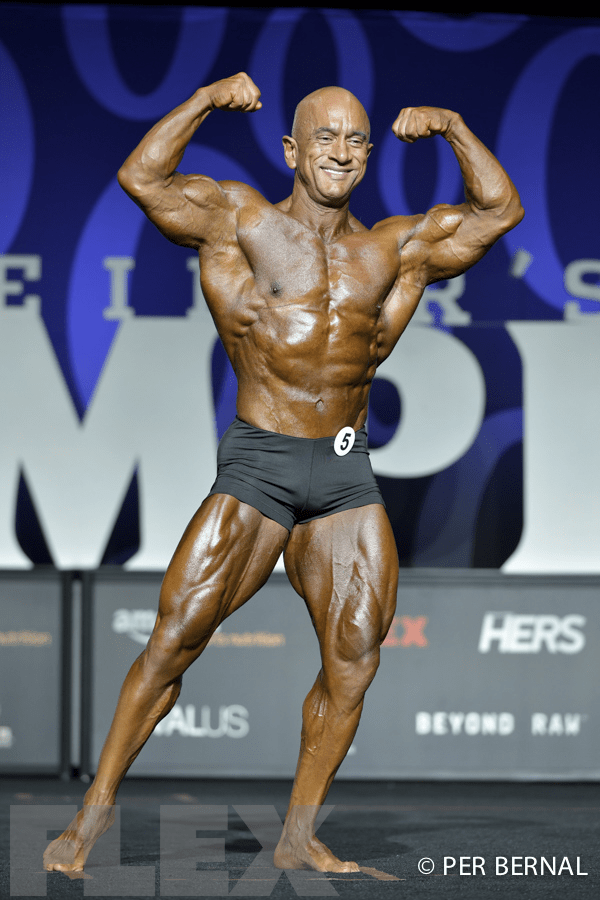 Roger Ferrer - Classic Physique - 2017 Olympia