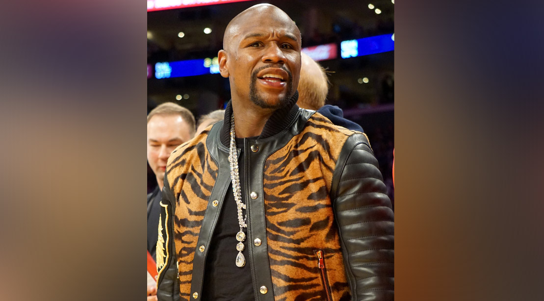 Floyd Mayweather Outfit from October 28, 2021