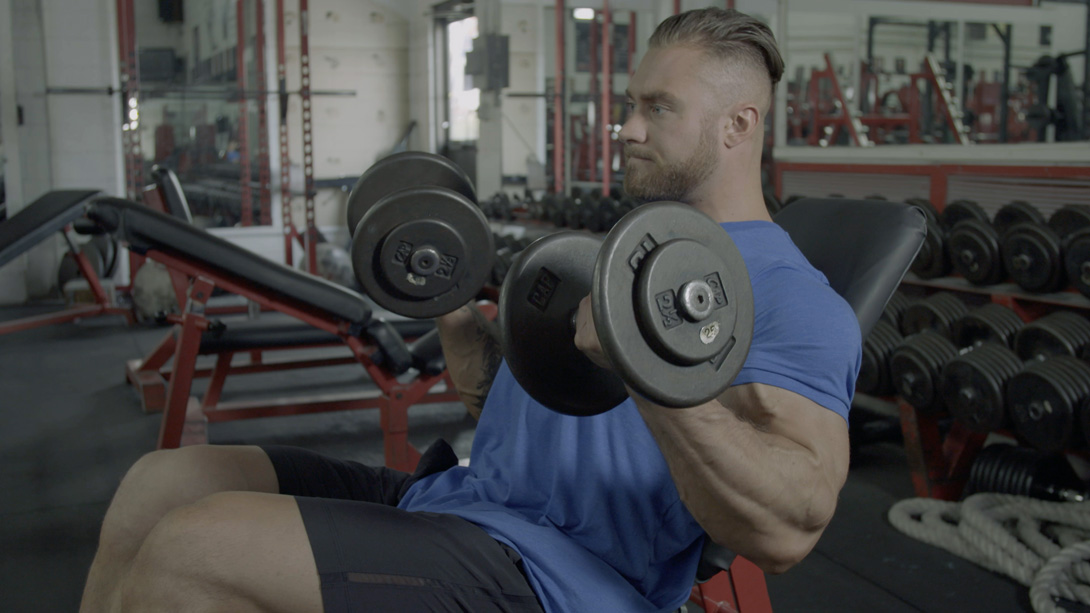 Classic Physique Star Chris Bumstead�s OffSeason Arm