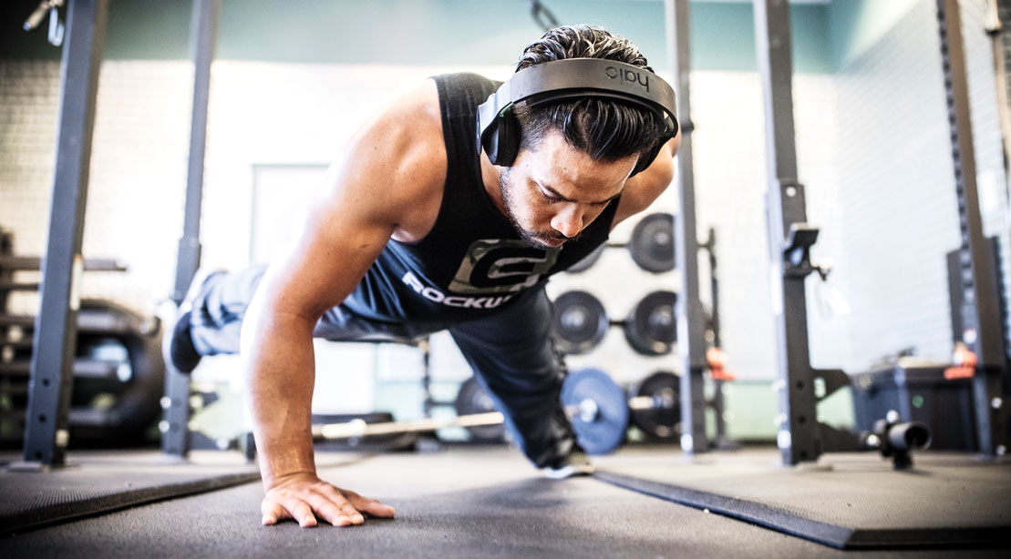 Do Electrically-Charged Headphones Make for Better Workouts?