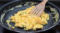 Scrambled-Eggs-Frying-Pan