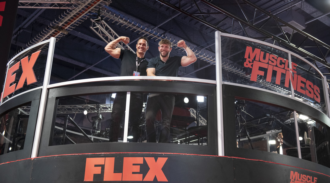 Stars Visit the Muscle & Fitness Booth