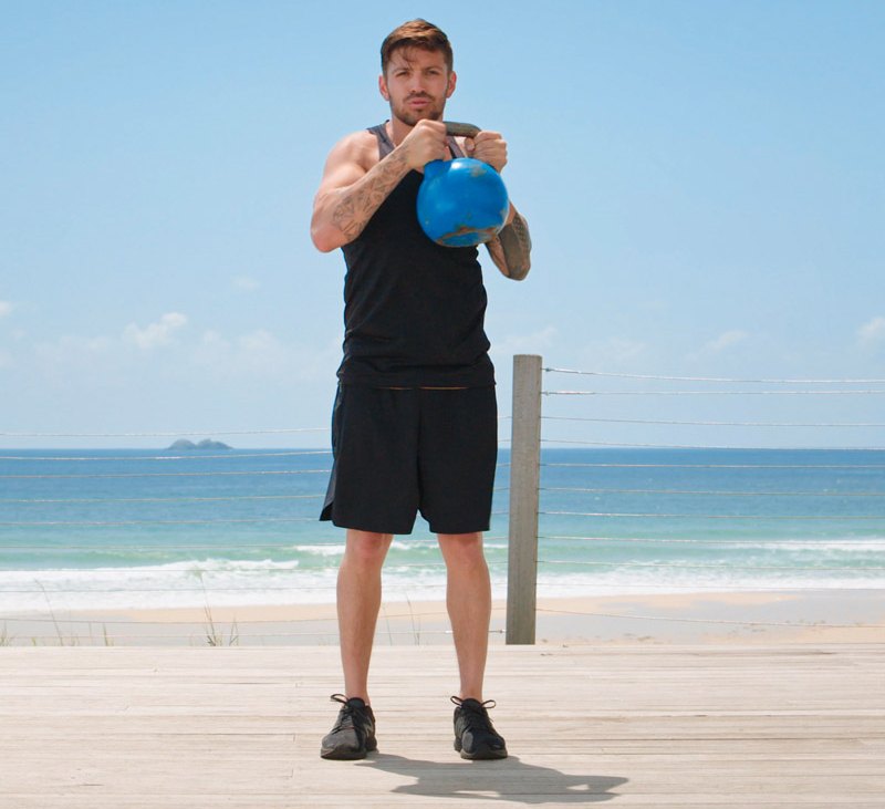Antipoison Let at læse gå Kettlebell Halo Exercise Video Guide | Muscle & Fitness