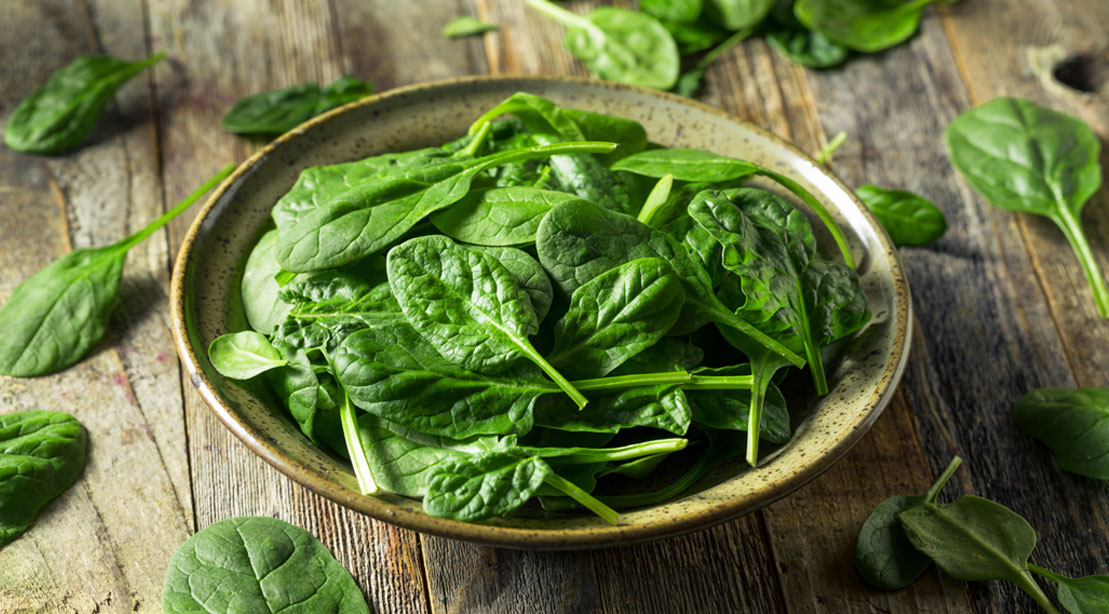 Healthy and fresh green spinach leaves for lowering your blood sugar levels