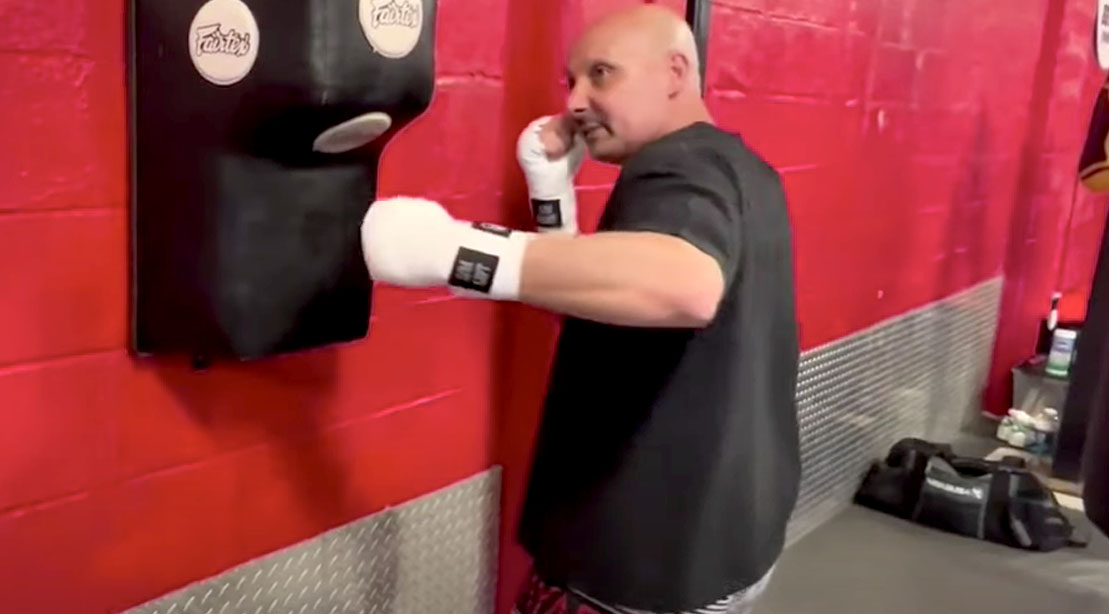 Derek Panza Shows You How to Land the Perfect Left Hook